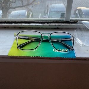 Quay blue light glasses.